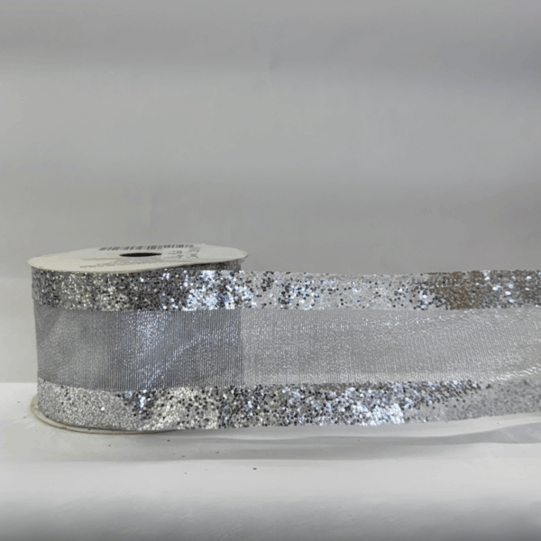 Listón elegante plateado con bordes diamantados